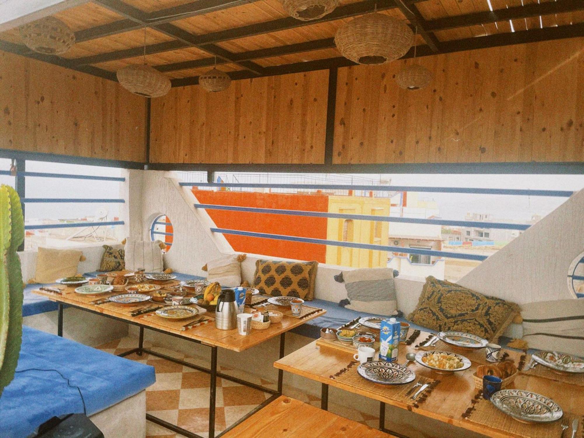 Good Wave Surf House Bed and Breakfast Tamraght Eksteriør billede