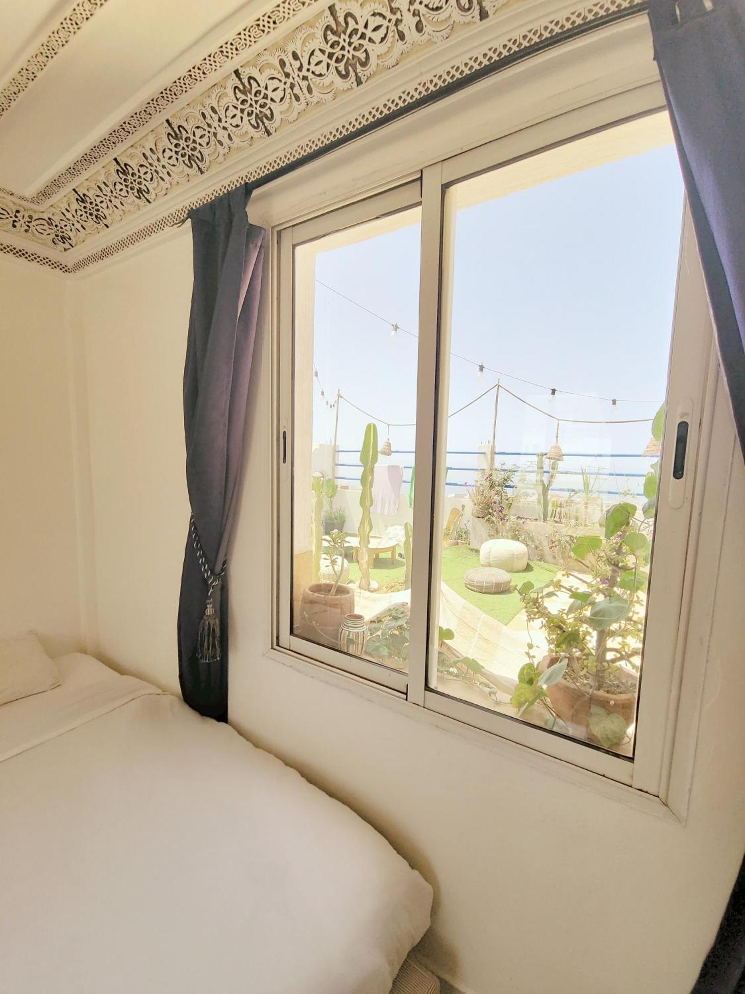 Good Wave Surf House Bed and Breakfast Tamraght Eksteriør billede